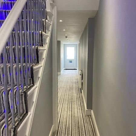 112 Gleneagle road rooms Londra Esterno foto