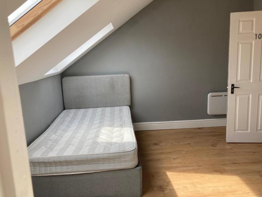 112 Gleneagle road rooms Londra Esterno foto